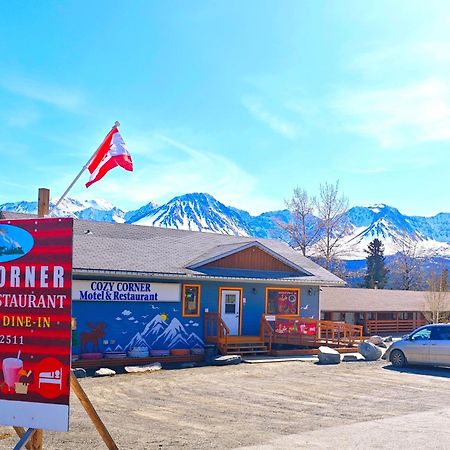 Cozy Corner Motel & Restaurant ヘーンズ・ジャンクション エクステリア 写真