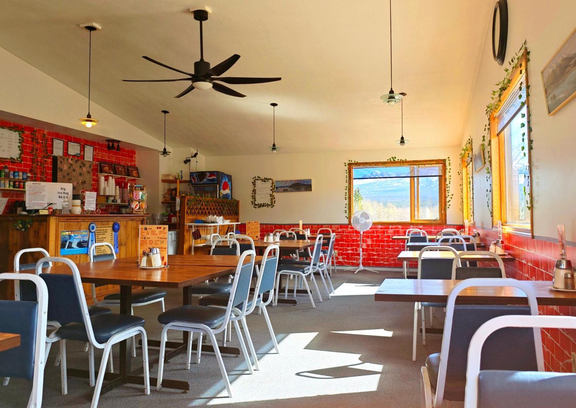 Cozy Corner Motel & Restaurant ヘーンズ・ジャンクション エクステリア 写真