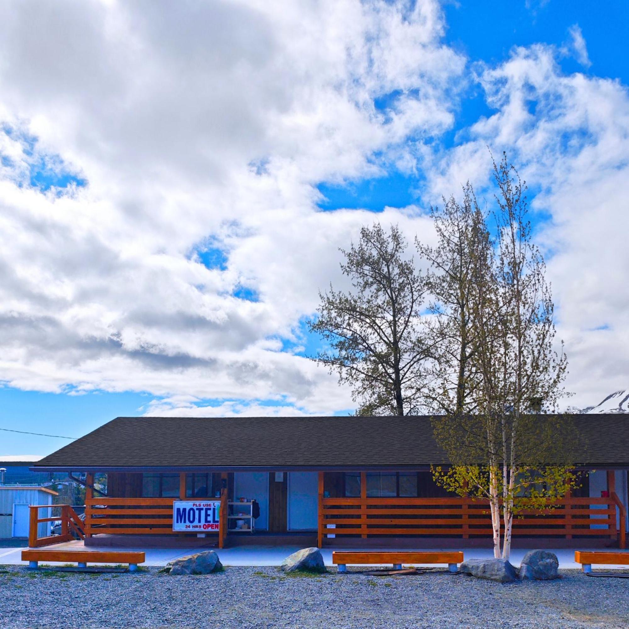 Cozy Corner Motel & Restaurant ヘーンズ・ジャンクション エクステリア 写真