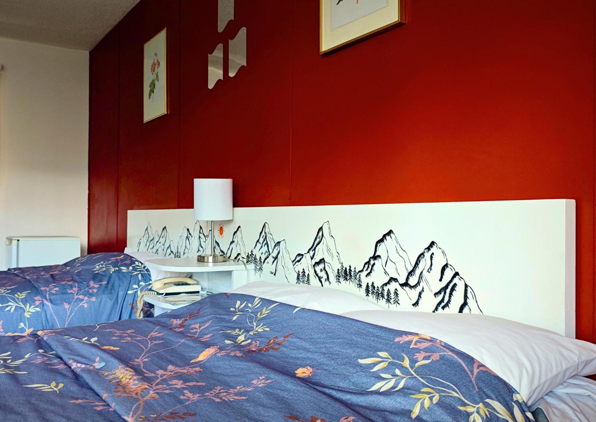 Cozy Corner Motel & Restaurant ヘーンズ・ジャンクション エクステリア 写真